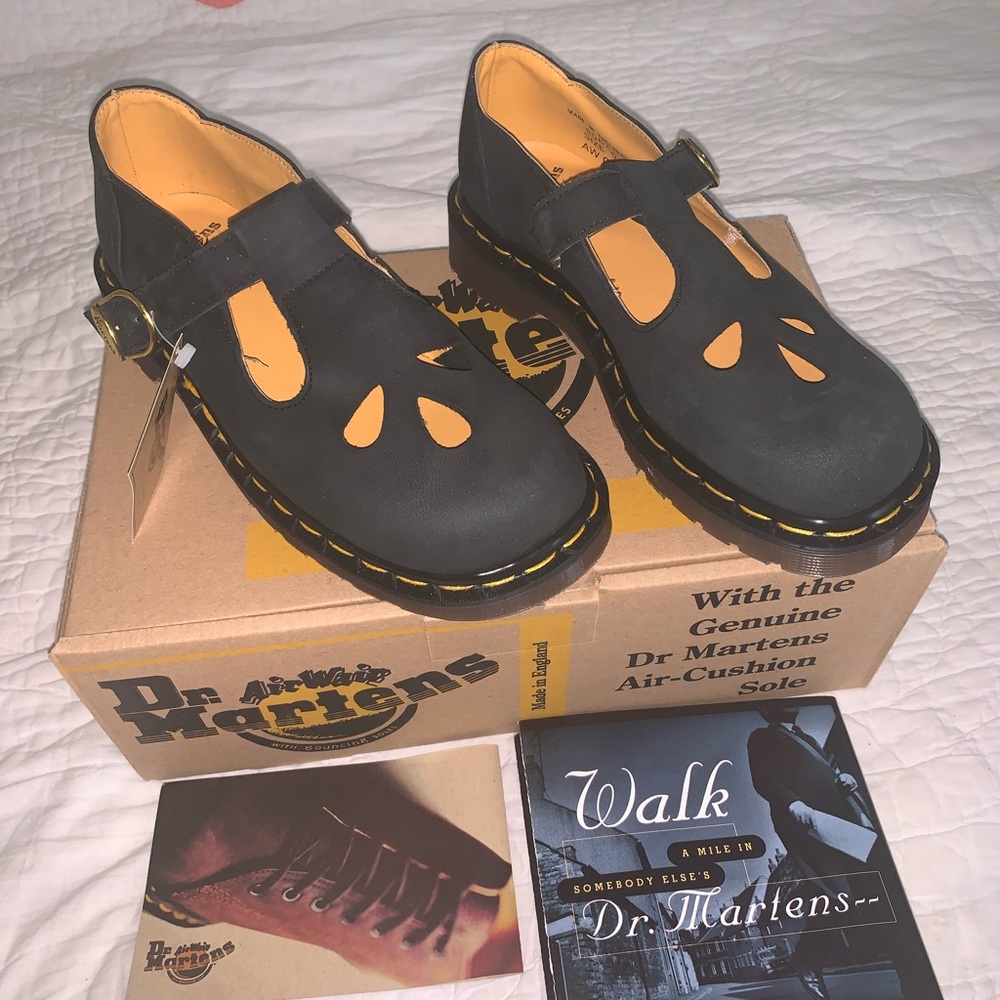 COPY - New vintage Dr Martens Mary Janes teardrop…